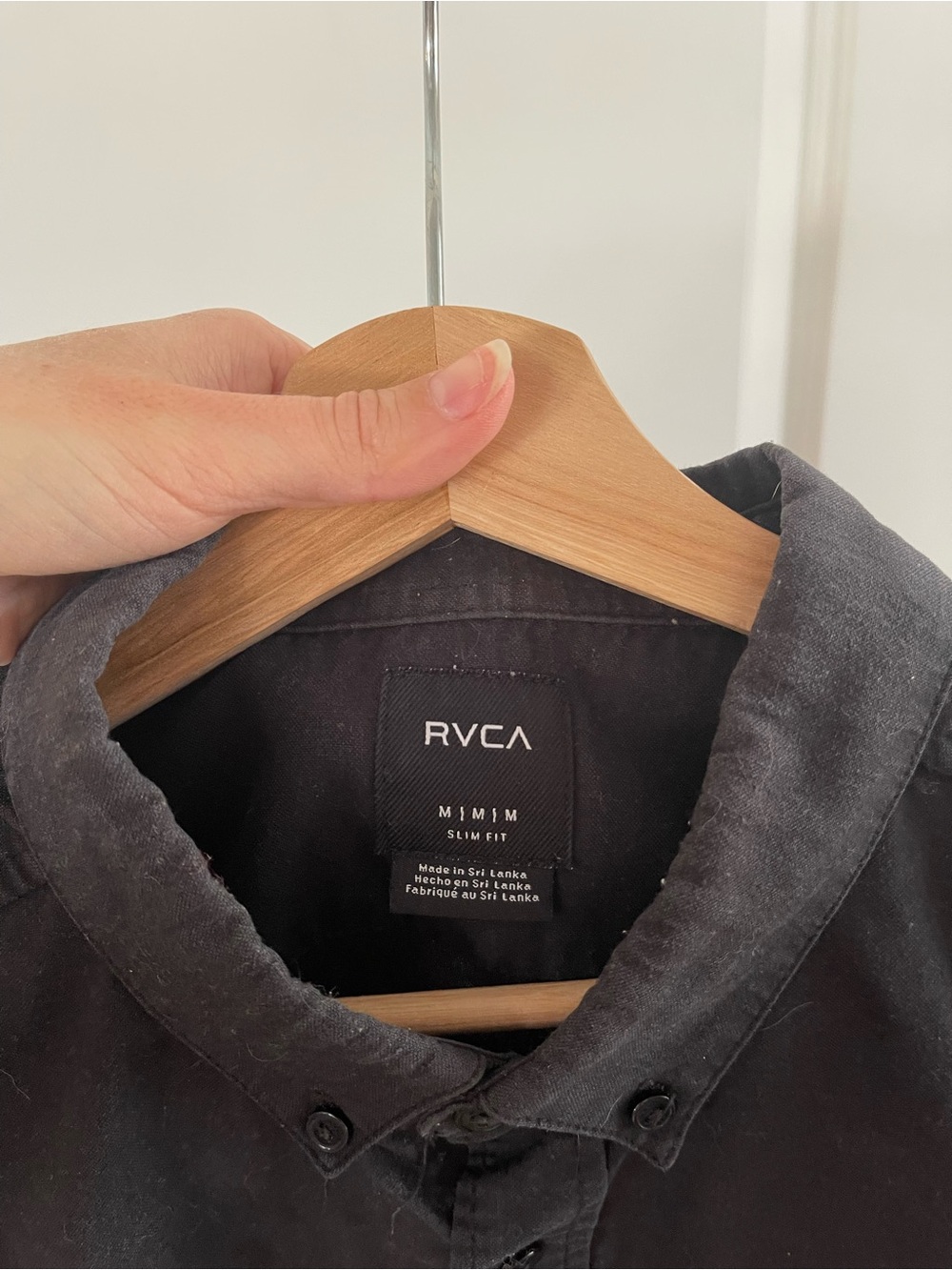RVCA Slim Fit Black Button Up - M - Picture 4 of 4